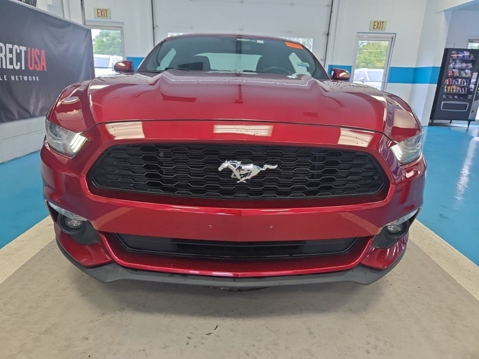 Used 2017 Ford Mustang Coupe RWD image 2