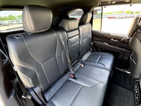 Used 2023 Lexus LX 600 4WD w/ Appearance Package image 17
