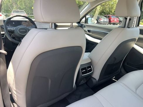 Used 2024 Hyundai Sonata Limited FWD image 39