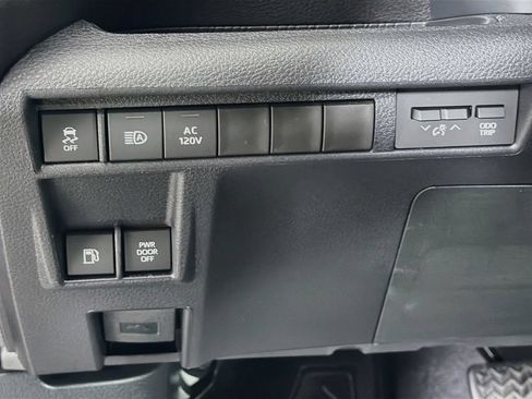 New 2026 Toyota Sienna Limited AWD/4WD image 10
