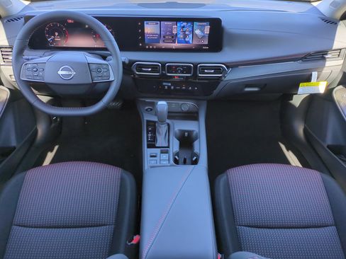 New 2026 Nissan Sentra SR w/ Floor Mat Package FWD image 14