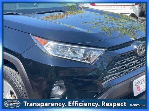 Certified 2020 Toyota RAV4 XLE w/ All Weather Liner Package AWD/4WD image 9