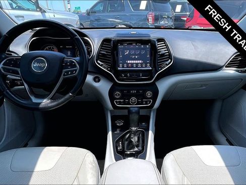 Used 2019 Jeep Cherokee Limited w/ Technology Group AWD/4WD image 7