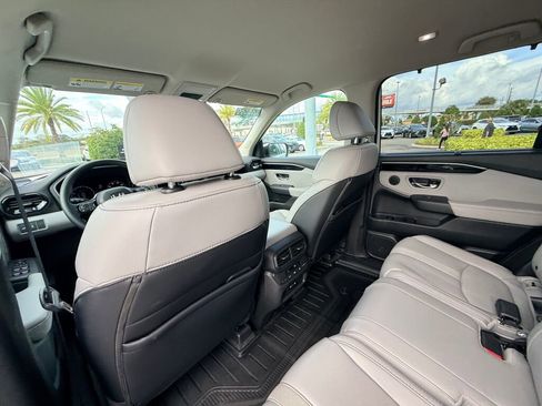 Used 2024 Honda Pilot EX-L image 19