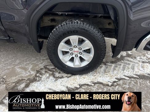 Used 2024 GMC Sierra 1500 SLE image 35