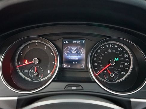 Used 2018 Volkswagen Atlas SEL AWD/4WD image 34