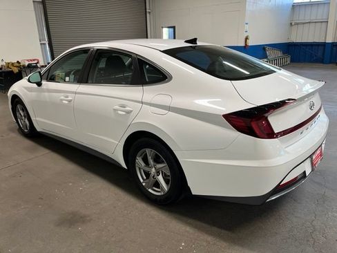 Used 2023 Hyundai Sonata SE FWD image 5