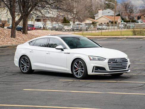 Used 2018 Audi S5 Prestige w/ S Sport Package image 3