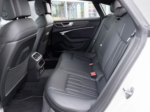 Used 2023 Audi S7 Prestige image 24