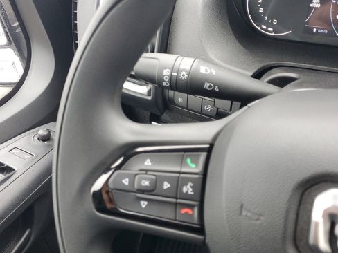 Used 2025 RAM ProMaster 2500 w/ Quick Order Package 22G SLT image 11