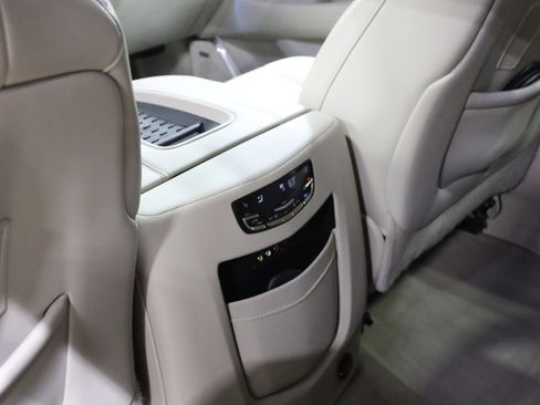 Used 2015 Cadillac Escalade Luxury AWD/4WD image 43