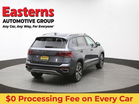 Used 2022 Volkswagen Taos SE FWD image 37