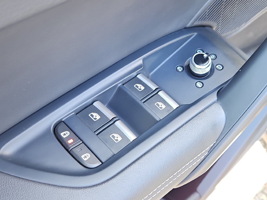 Certified 2024 Audi Q5 Premium AWD/4WD image 29
