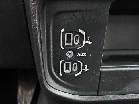 Used 2024 RAM 2500 Big Horn AWD/4WD image 24