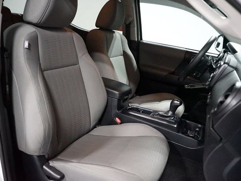 Used 2019 Toyota Tacoma SR w/ SR Convenience Package RWD image 24