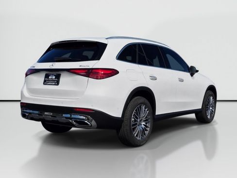 New 2027 Mercedes-Benz GLC 300 4MATIC image 6