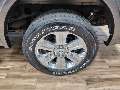 Certified 2018 Ford F150 Lariat w/ Equipment Group 502A Luxury AWD/4WD image 15