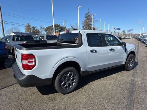 New 2026 Ford Maverick XLT w/ XLT Luxury Package AWD/4WD image 3