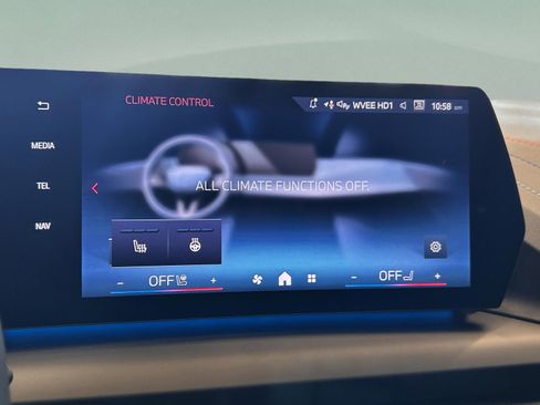 Used 2026 BMW M235i xDrive M235i xDrive w/ Technology Package image 17