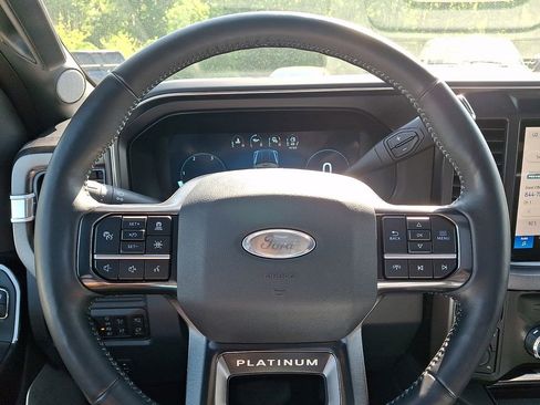 Used 2026 Ford F450 Platinum w/ FX4 Off-Road Package AWD/4WD image 20