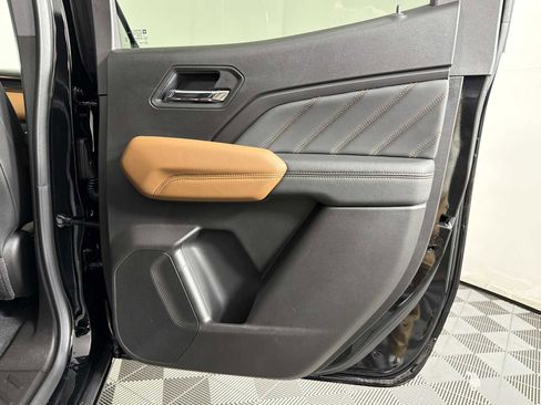 New 2026 GMC Canyon AT4 w/ AT4 Premium Package image 30