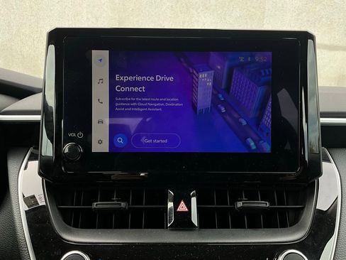 Used 2025 Toyota Corolla LE image 25