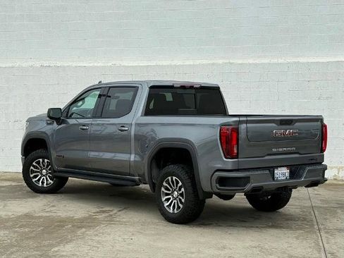 Used 2022 GMC Sierra 1500 AT4 w/ AT4 Premium Package image 4