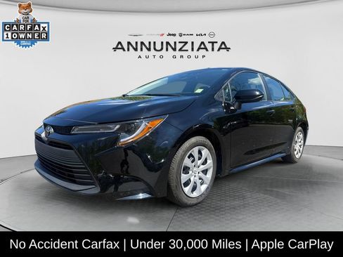 Used 2025 Toyota Corolla LE FWD image 1