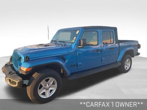 Used 2022 Jeep Gladiator Sport image 2