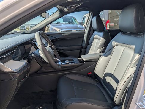 New 2026 Jeep Cherokee Limited AWD/4WD image 5