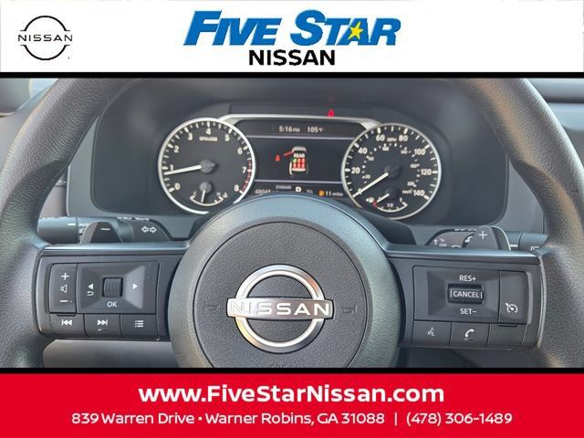 Used 2024 Nissan Pathfinder S FWD image 23