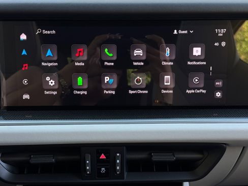 Used 2024 Porsche Cayenne Turbo image 28