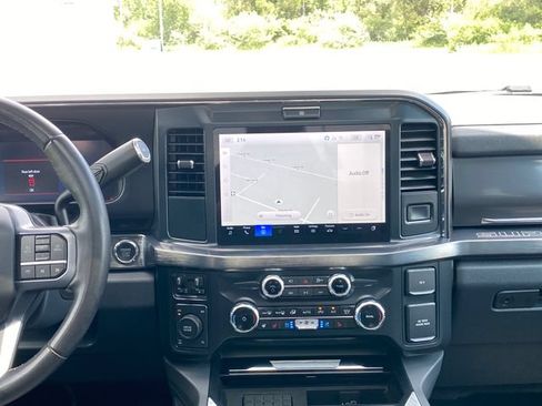 Used 2025 Ford F350 Lariat AWD/4WD image 23