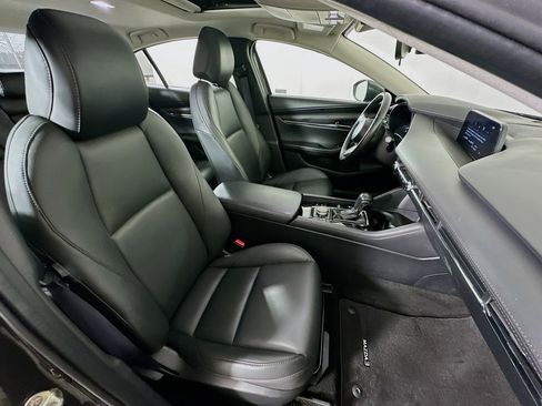 Used 2023 MAZDA MAZDA3 s image 29