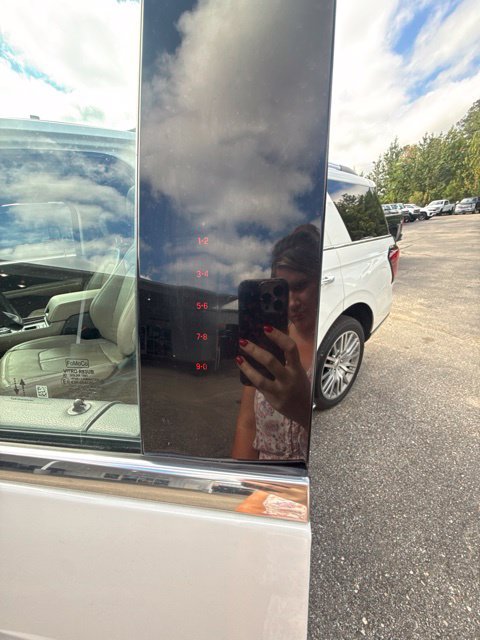 Used 2023 Ford Expedition Limited RWD image 18