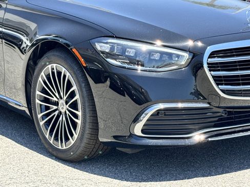 New 2025 Mercedes-Benz S 580e 4MATIC Sedan image 4
