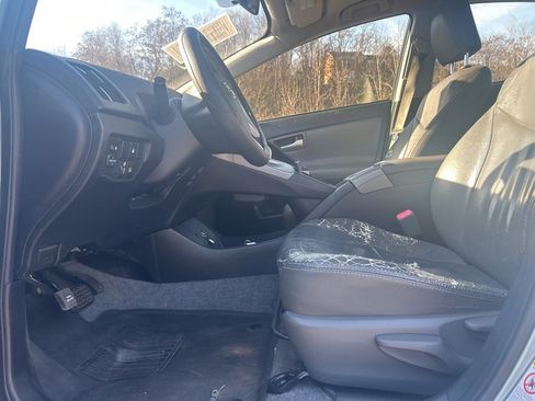 Used 2012 Toyota Prius Plug-In Hybrid image 7