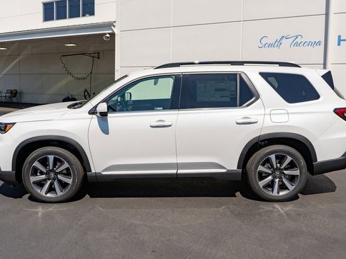 New 2025 Honda Pilot Elite image 9