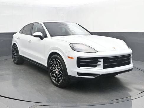 Used 2026 Porsche Cayenne Coupe AWD/4WD image 9
