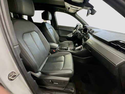 Used 2024 Audi Q3 2.0T Premium image 33