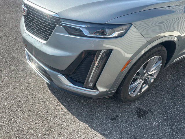 Used 2023 Cadillac XT6 Premium Luxury FWD image 9