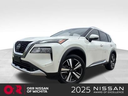 Used 2022 Nissan Rogue Platinum w/ Head-Up Display Package