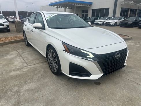 Used 2023 Nissan Altima 2.5 SL image 7