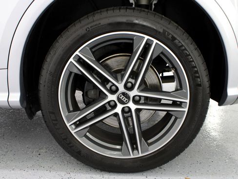 Used 2020 Audi SQ5 Premium Plus w/ Premium Plus Package image 81