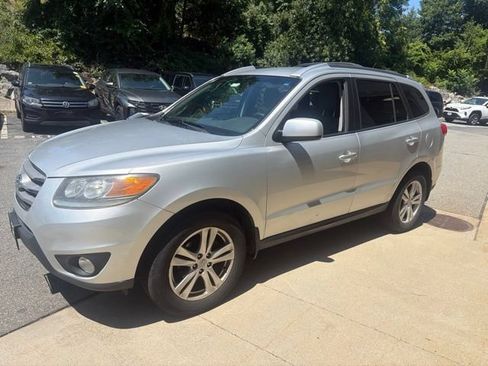 Used 2012 Hyundai Santa Fe SE AWD/4WD image 3