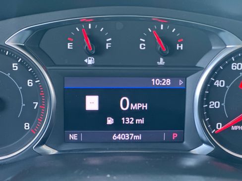 Used 2023 GMC Acadia SLT image 27