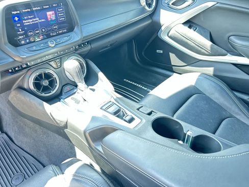 Used 2021 Chevrolet Camaro SS RWD image 18