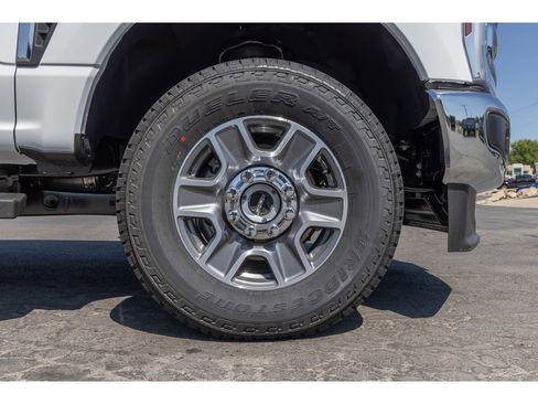 New 2025 Ford F350 Lariat image 9