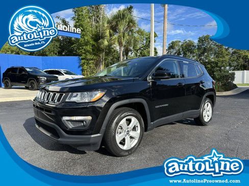 Used 2021 Jeep Compass Latitude image 1