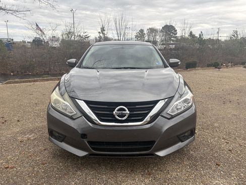 Used 2016 Nissan Altima 2.5 SL w/ 2.5 Technology Package image 13